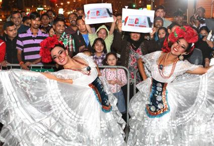 مهرجان دبي للتسوق يحوّل الشوارع الرئيسية والحدائق إلى وجهات احتفالية 